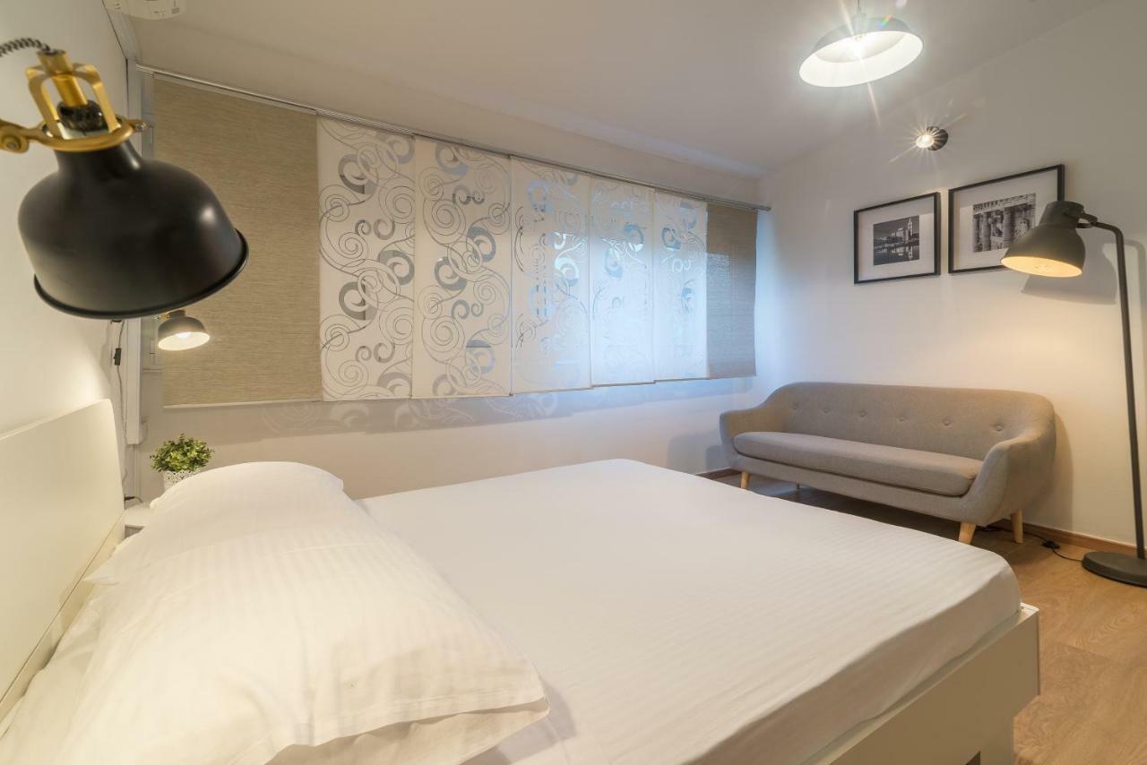 Studios & Apartments Porto Zadar Exteriör bild